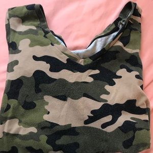 Stretchy camo top